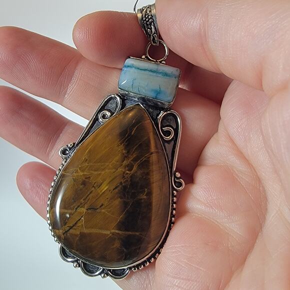 Handmade Silver Pendant With Tiger’s Eye & Rare Caribbean Larimar Gemstones - Picture 9 of 10